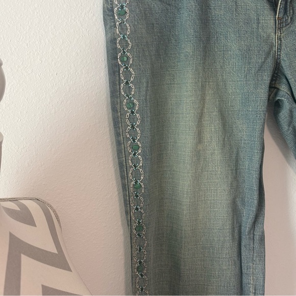 Embroidered Boyfriend Jeans in Blue and Green - Picture 4 of 8
